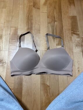 Victoria’s Secret bra